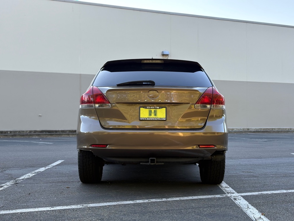 Photo 4 of this TOYOTA VENZA