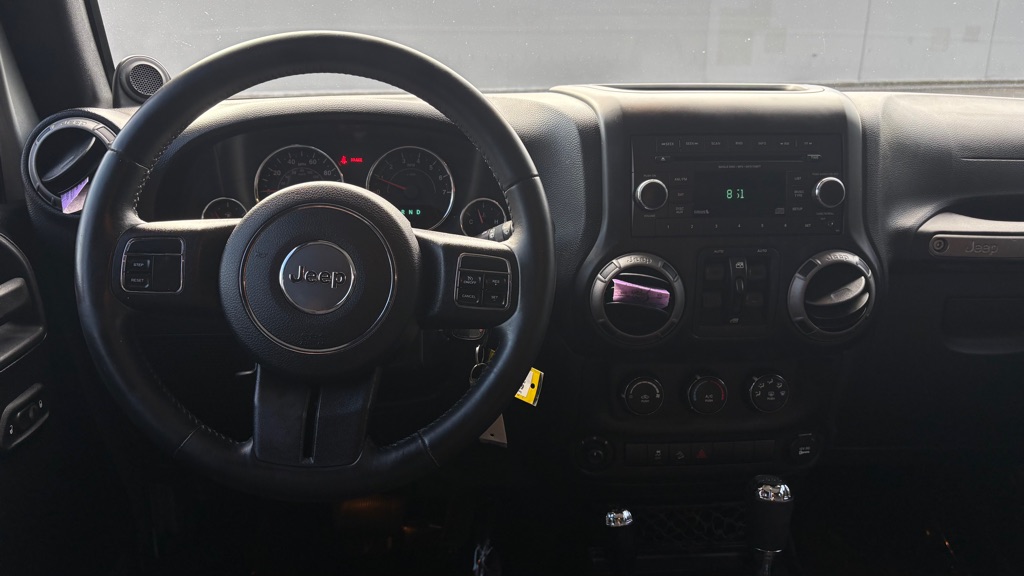 Photo 11 of this JEEP WRANGLER UNLIMI