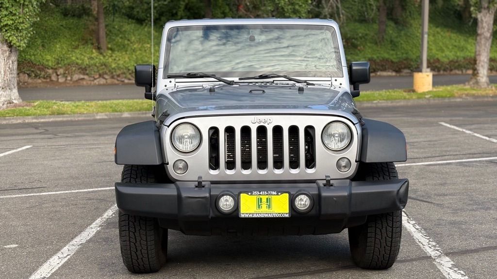 Photo 8 of this JEEP WRANGLER UNLIMI