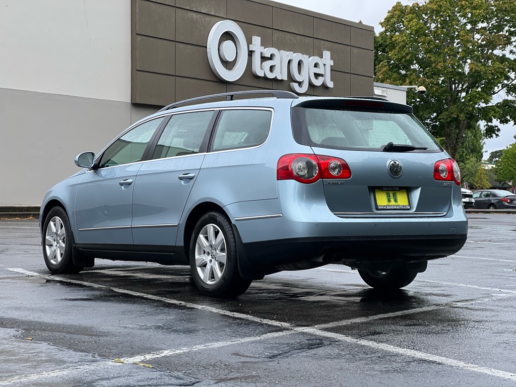 Photo 3 of this VOLKSWAGEN PASSAT