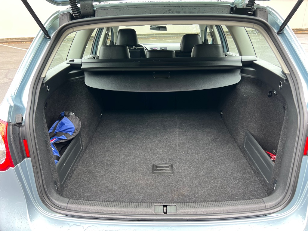 Photo 17 of this VOLKSWAGEN PASSAT