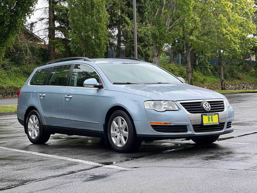 Photo 7 of this VOLKSWAGEN PASSAT