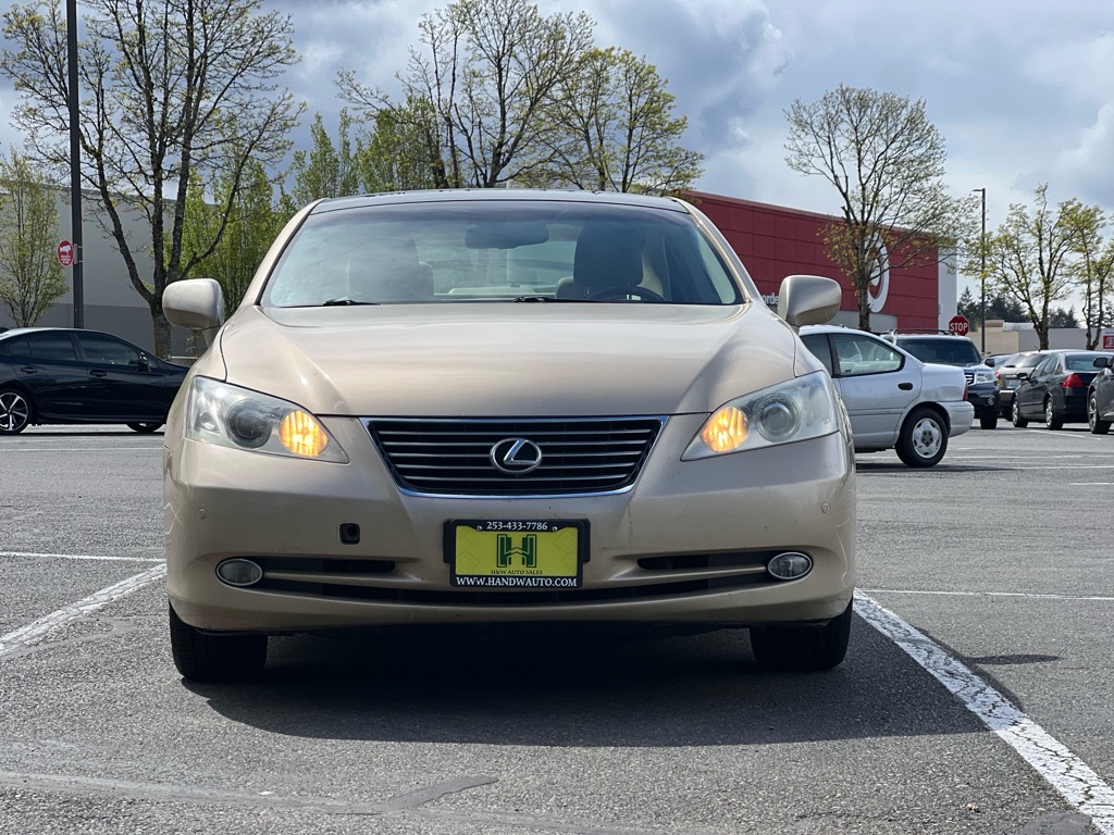 Photo 8 of this LEXUS ES
