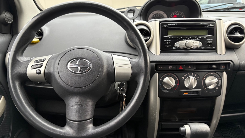 Photo 11 of this SCION XA
