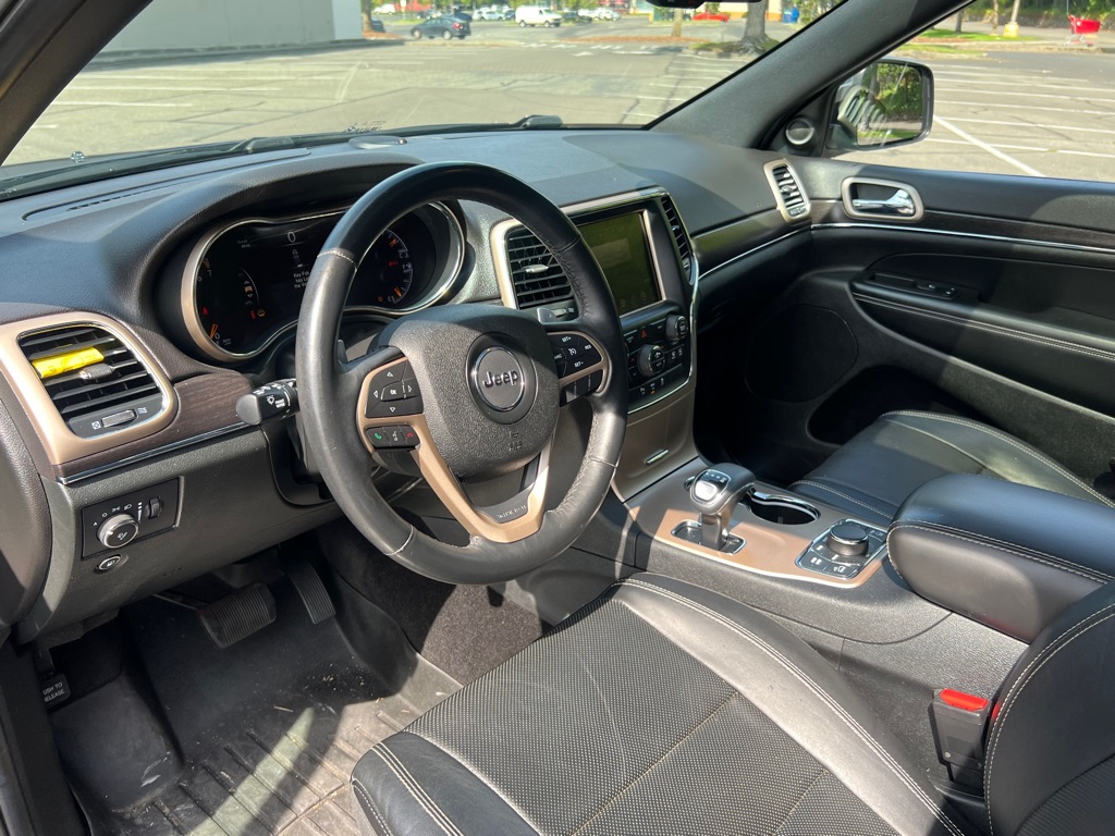 Photo 10 of this JEEP GRAND CHEROKEE