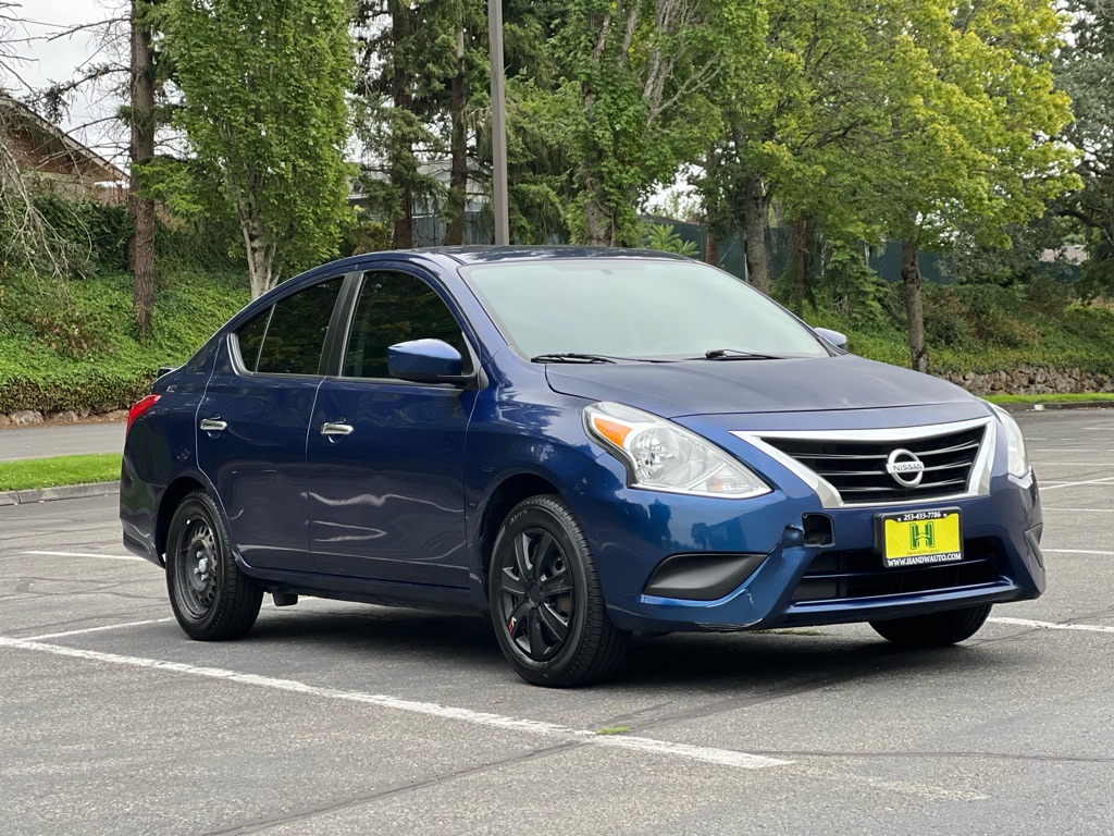 Photo 7 of this NISSAN VERSA
