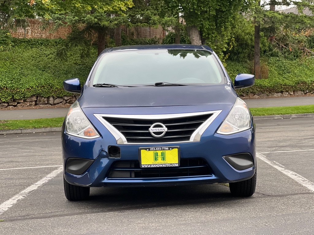 Photo 8 of this NISSAN VERSA