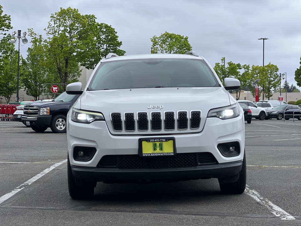 Photo 26 of this JEEP CHEROKEE