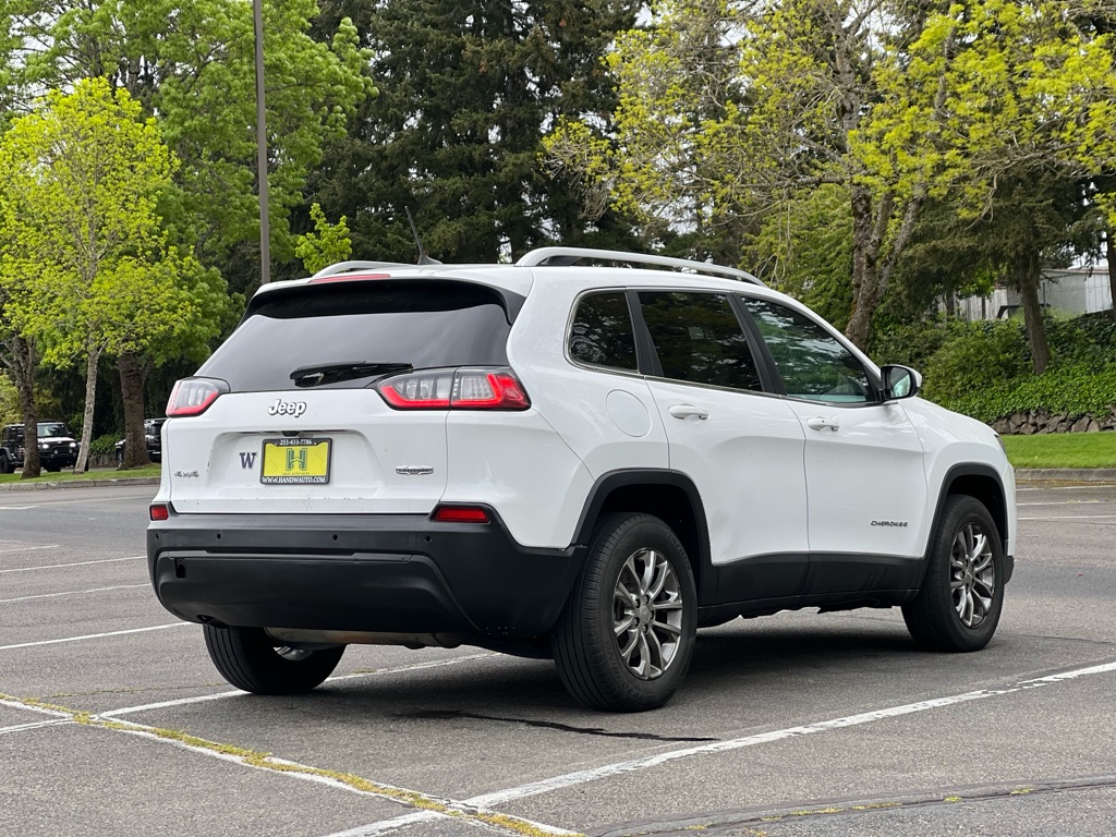 Photo 5 of this JEEP CHEROKEE