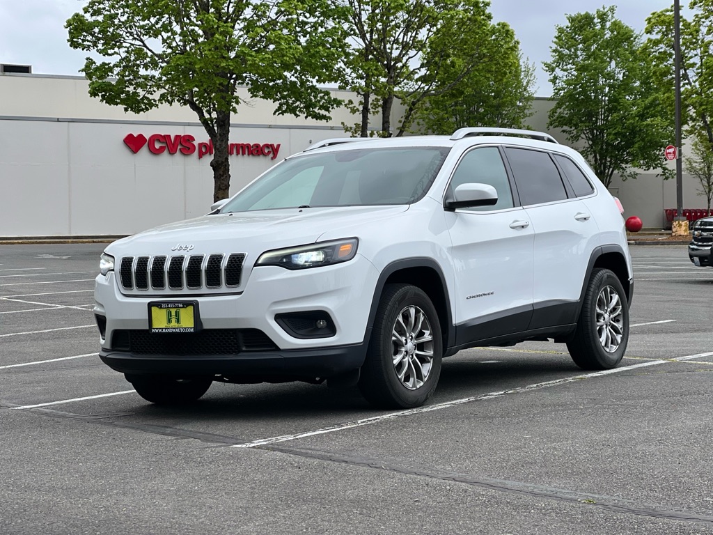 Photo 19 of this JEEP CHEROKEE
