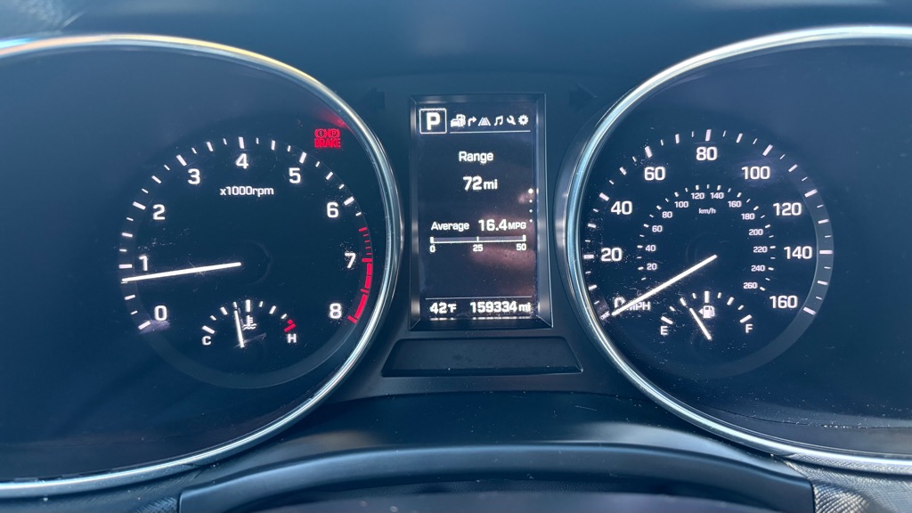 Photo 13 of this HYUNDAI SANTA FE SPORT