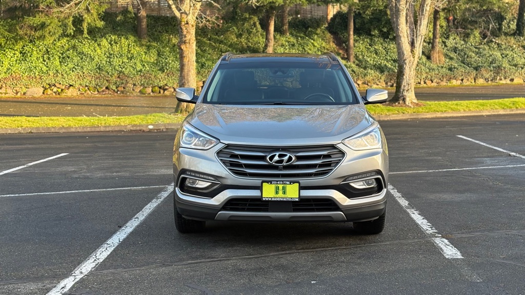 Photo 8 of this HYUNDAI SANTA FE SPORT