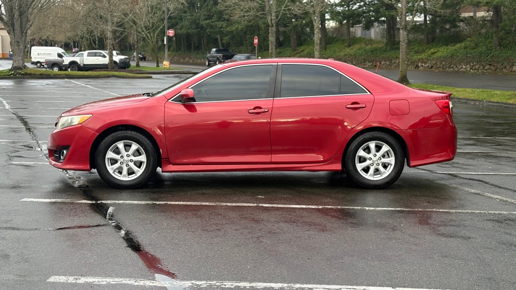 Photo 2 of this TOYOTA CAMRY