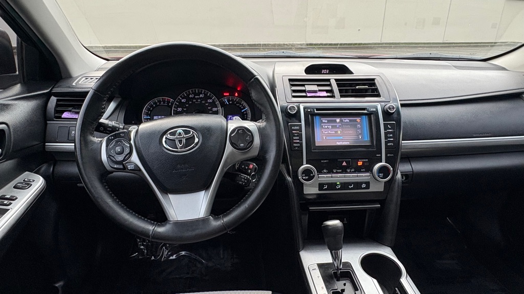 Photo 11 of this TOYOTA CAMRY