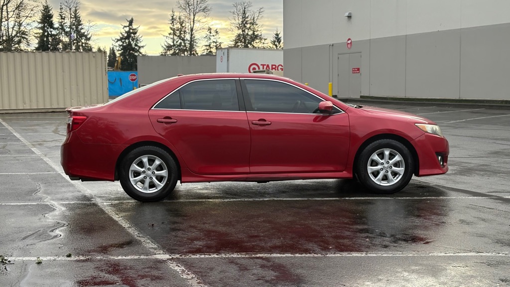 Photo 6 of this TOYOTA CAMRY
