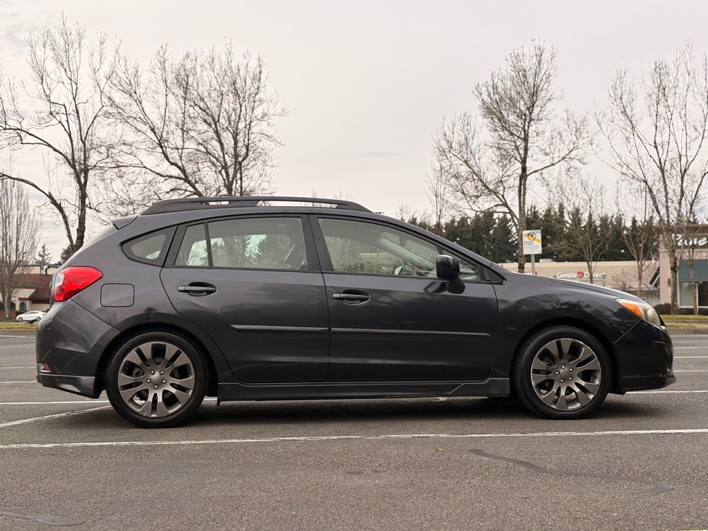 Photo 6 of this SUBARU IMPREZA