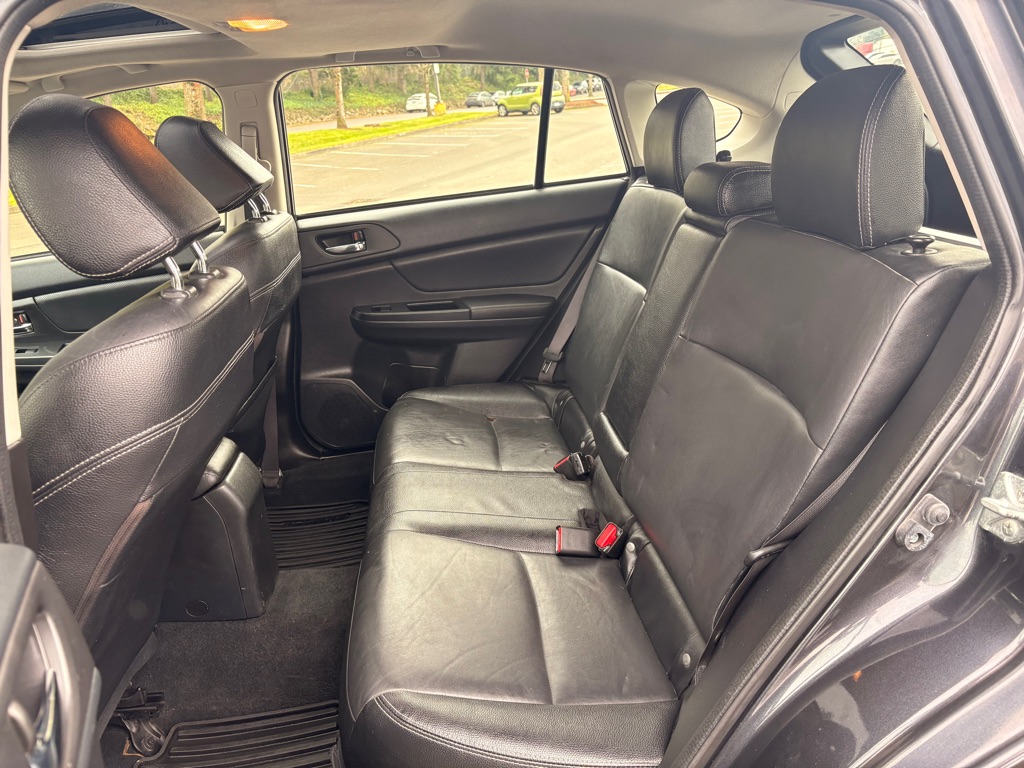 Photo 14 of this SUBARU IMPREZA