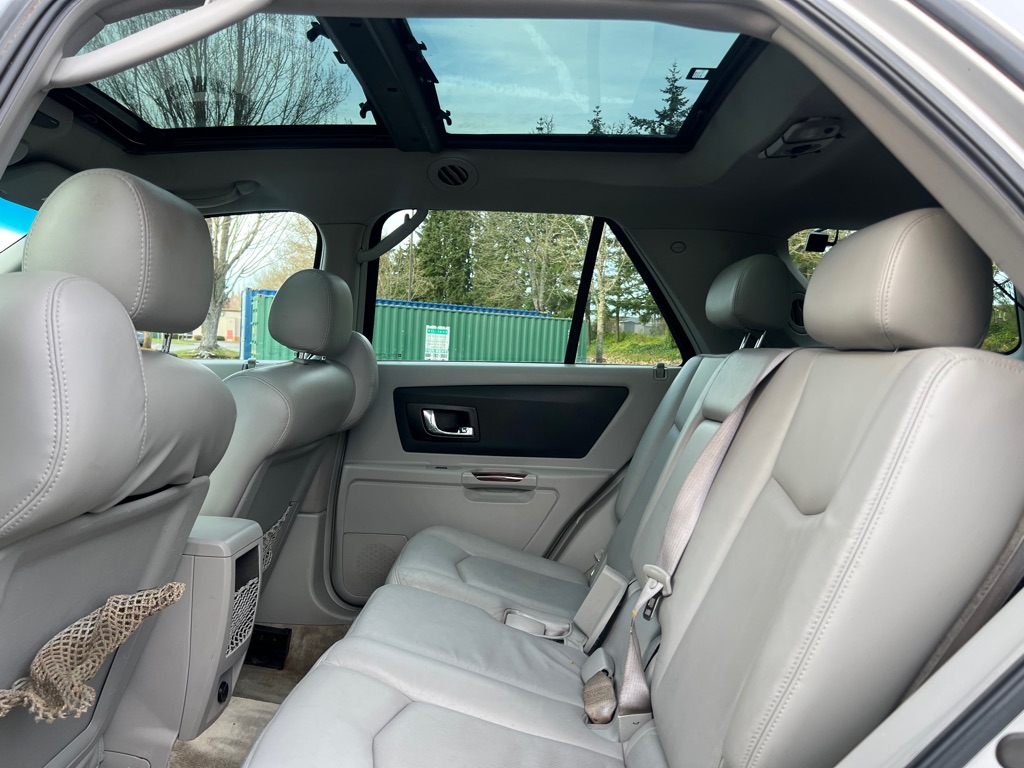 Photo 15 of this CADILLAC SRX