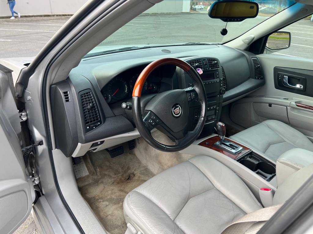 Photo 10 of this CADILLAC SRX