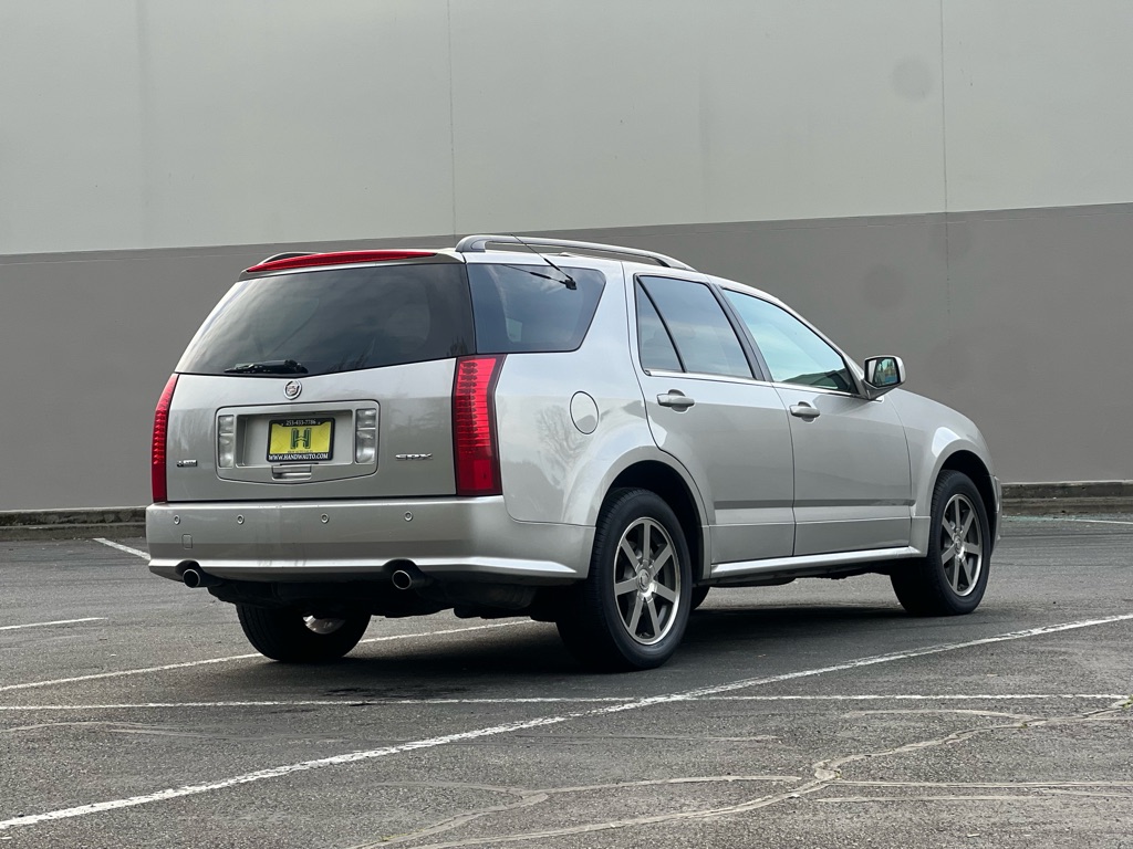 Photo 5 of this CADILLAC SRX