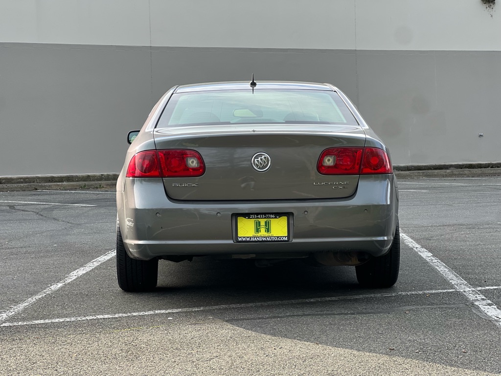 Photo 4 of this BUICK LUCERNE