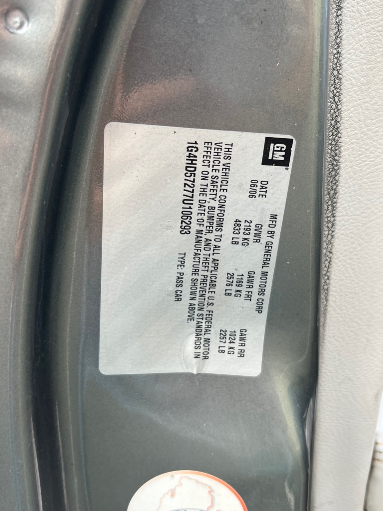 Photo 18 of this BUICK LUCERNE