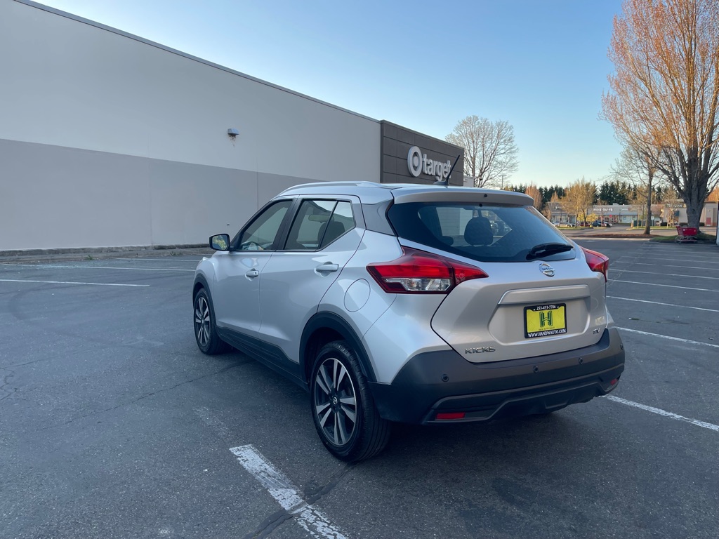 Photo 3 of this NISSAN KICKS