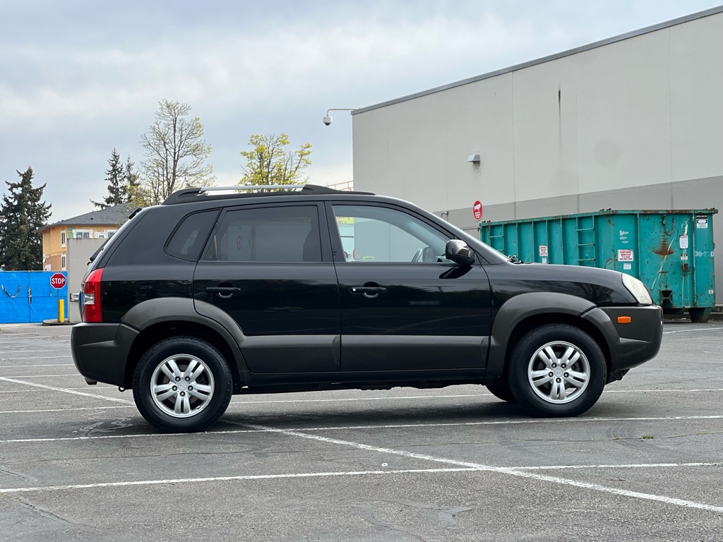 Photo 6 of this HYUNDAI TUCSON
