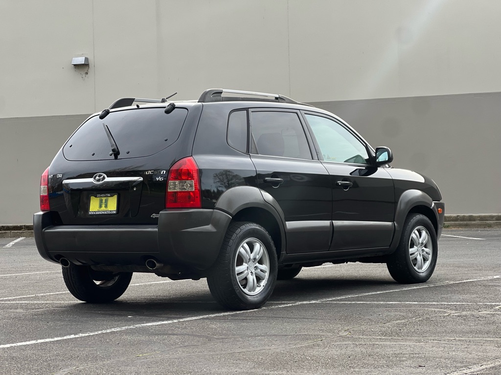 Photo 5 of this HYUNDAI TUCSON