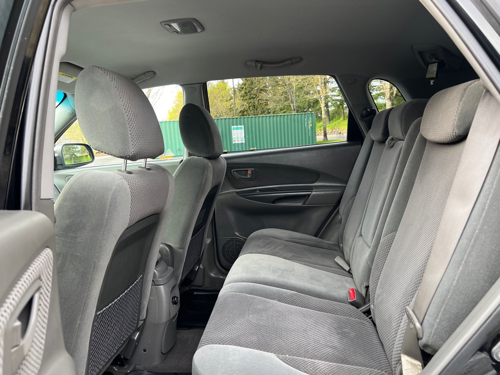 Photo 15 of this HYUNDAI TUCSON