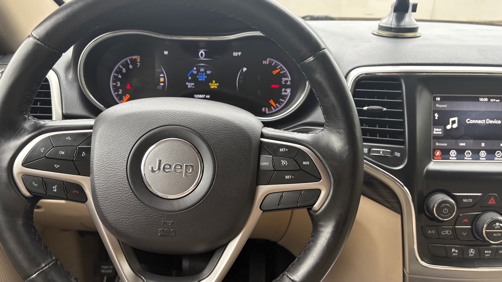 Photo 12 of this JEEP GRAND CHEROKEE