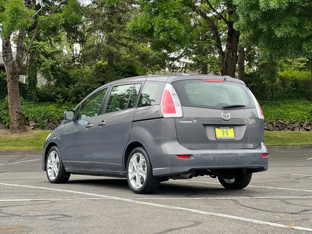 Photo 3 of this MAZDA 5
