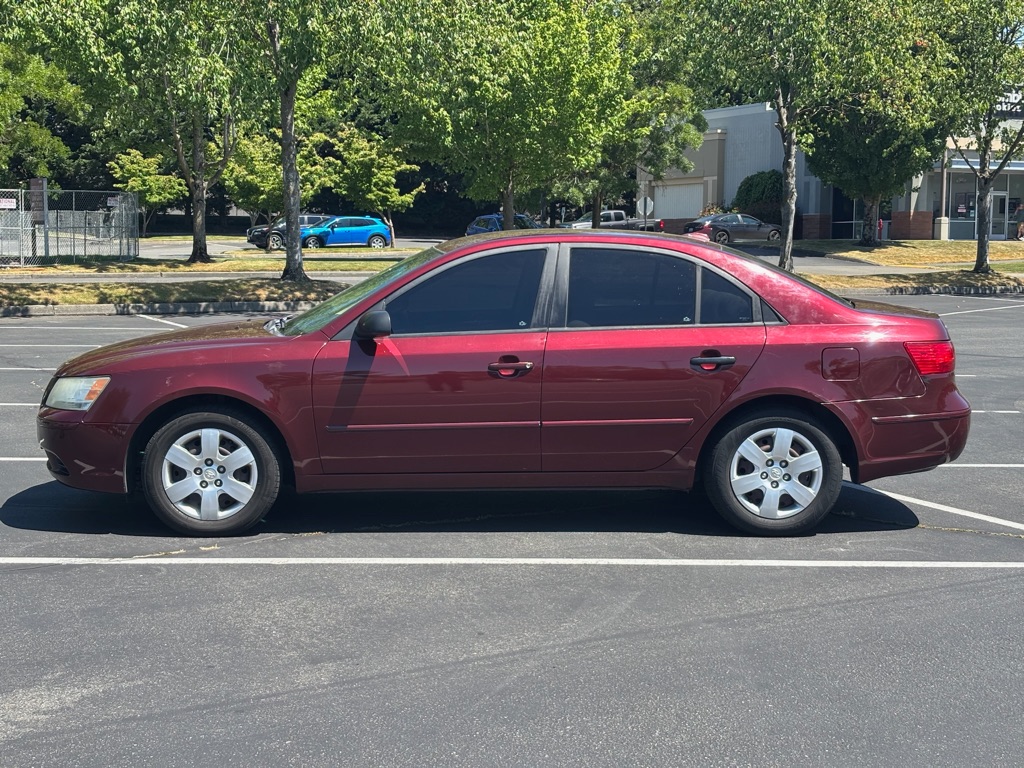 Photo 2 of this HYUNDAI SONATA
