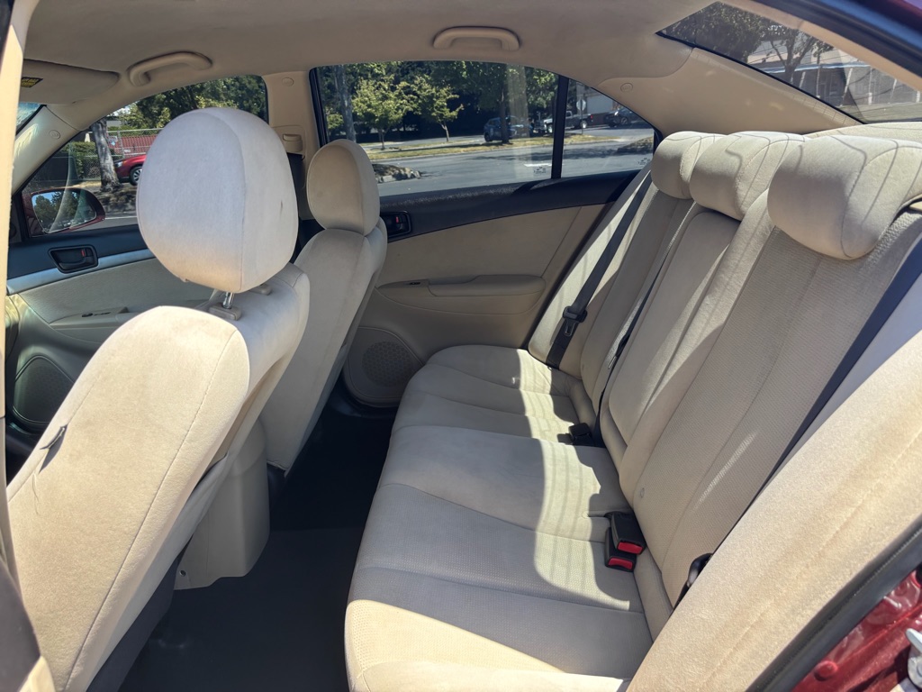 Photo 13 of this HYUNDAI SONATA