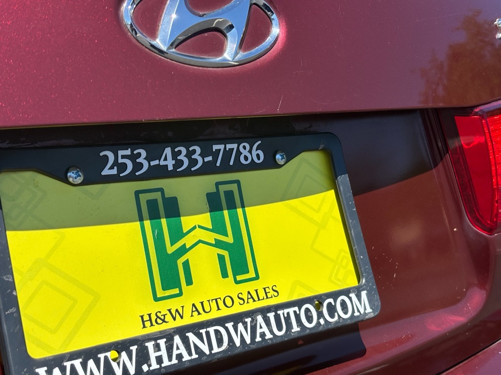 Photo 15 of this HYUNDAI SONATA
