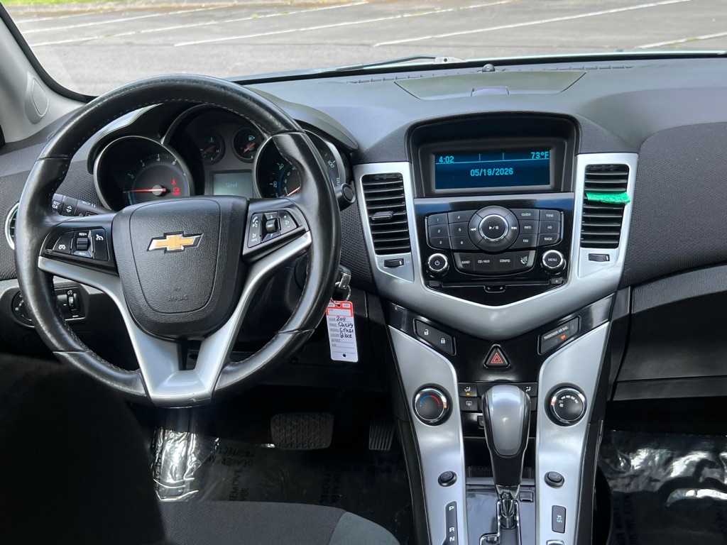 Photo 12 of this CHEVROLET CRUZE