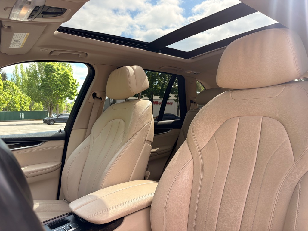 Photo 9 of this BMW X5