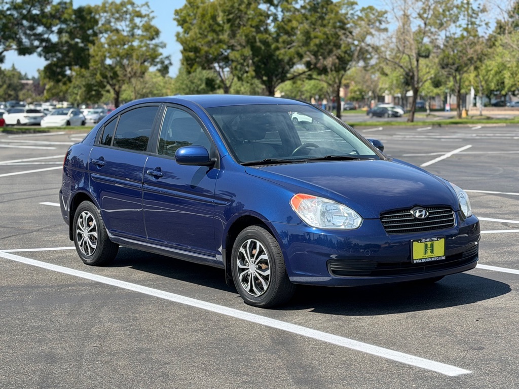 Photo 7 of this HYUNDAI ACCENT