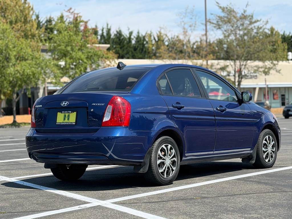 Photo 5 of this HYUNDAI ACCENT