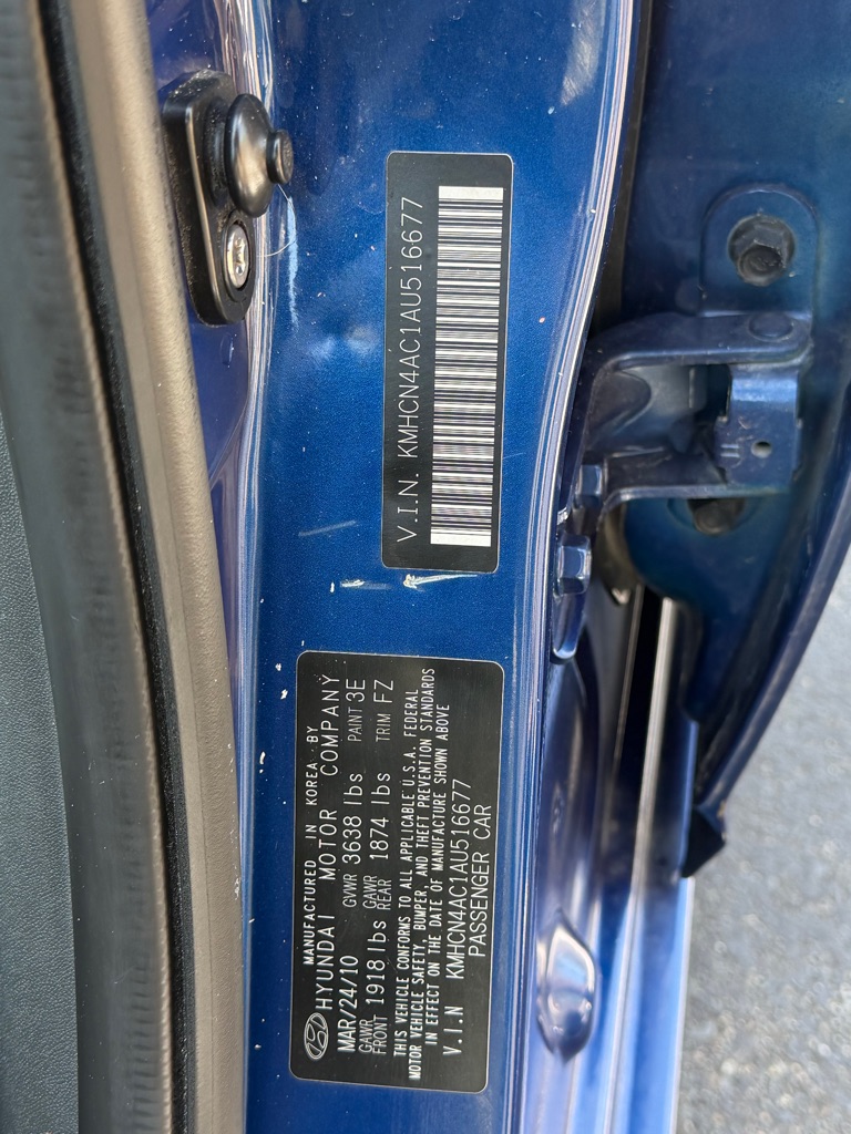 Photo 16 of this HYUNDAI ACCENT