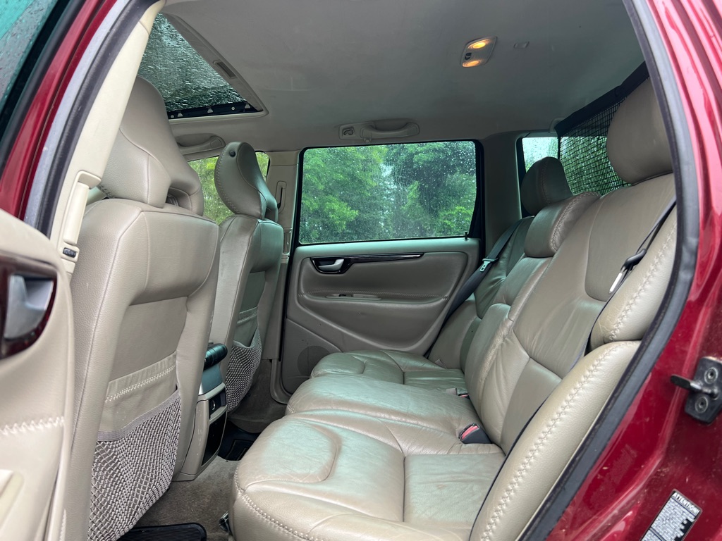 Photo 16 of this VOLVO XC70