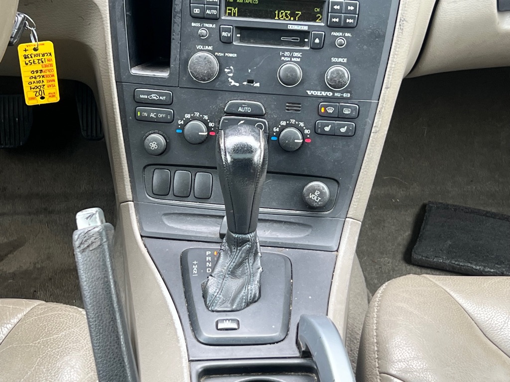 Photo 15 of this VOLVO XC70