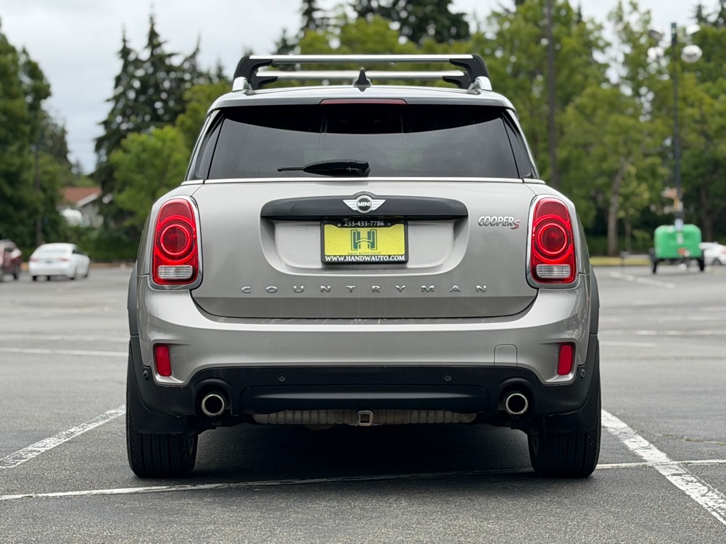 Photo 4 of this MINI COOPER