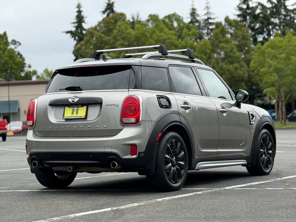 Photo 5 of this MINI COOPER