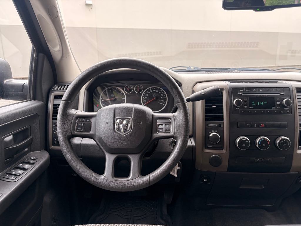 Photo 14 of this DODGE RAM 1500