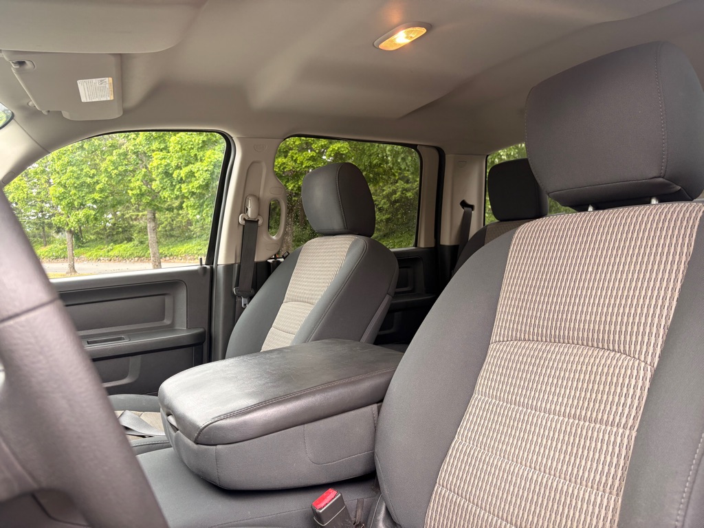 Photo 11 of this DODGE RAM 1500