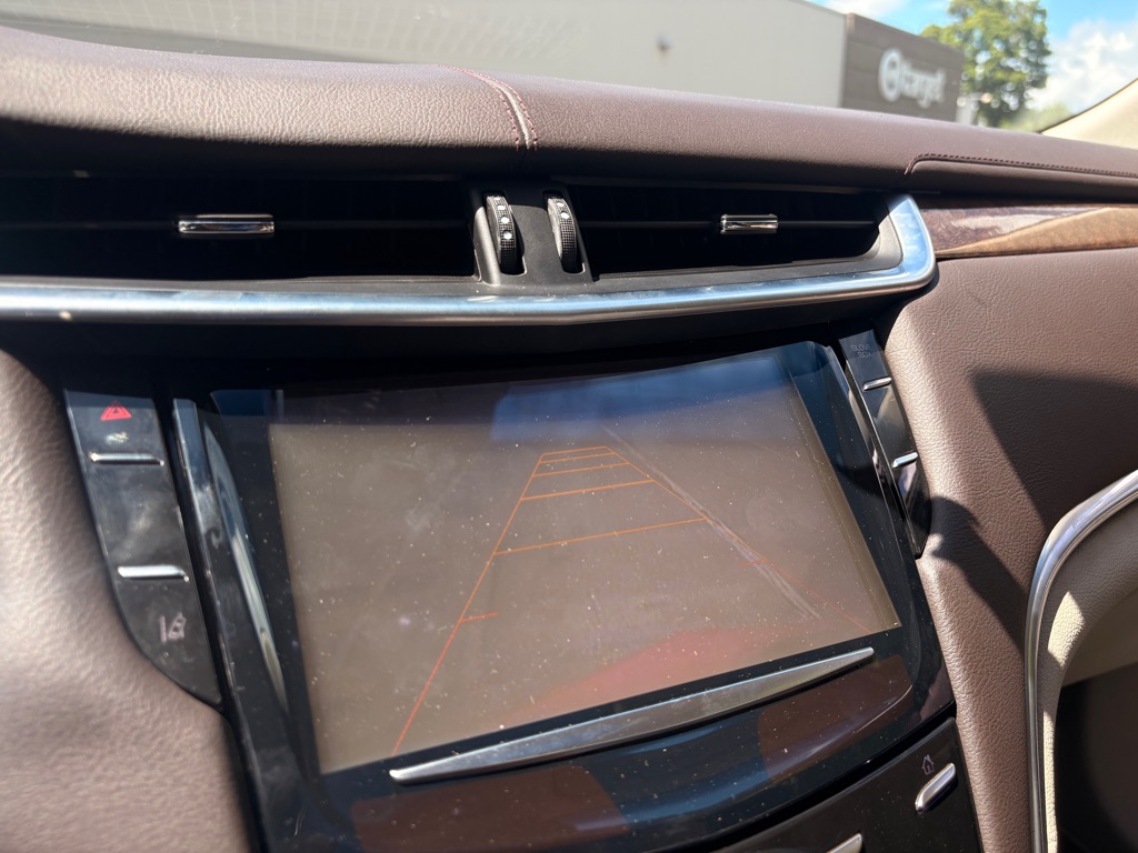 Photo 14 of this CADILLAC XTS
