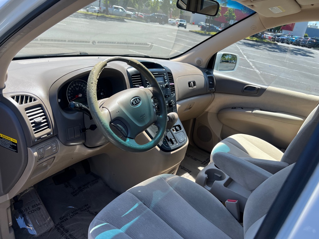 Photo 10 of this KIA SEDONA