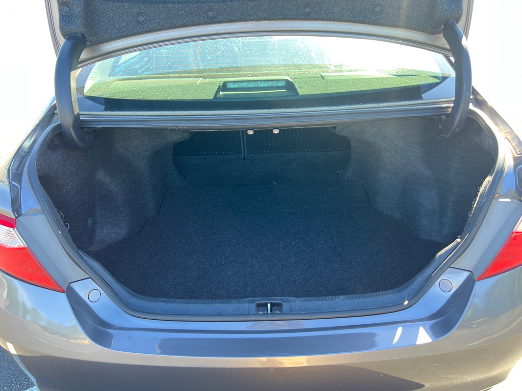 Photo 17 of this TOYOTA CAMRY