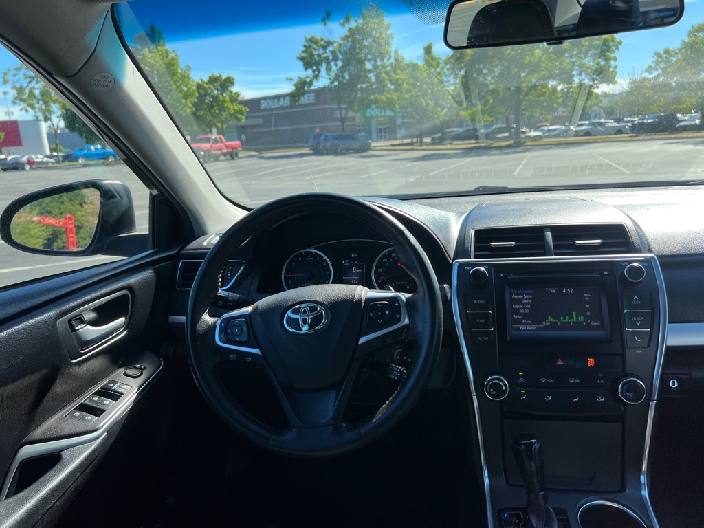 Photo 12 of this TOYOTA CAMRY